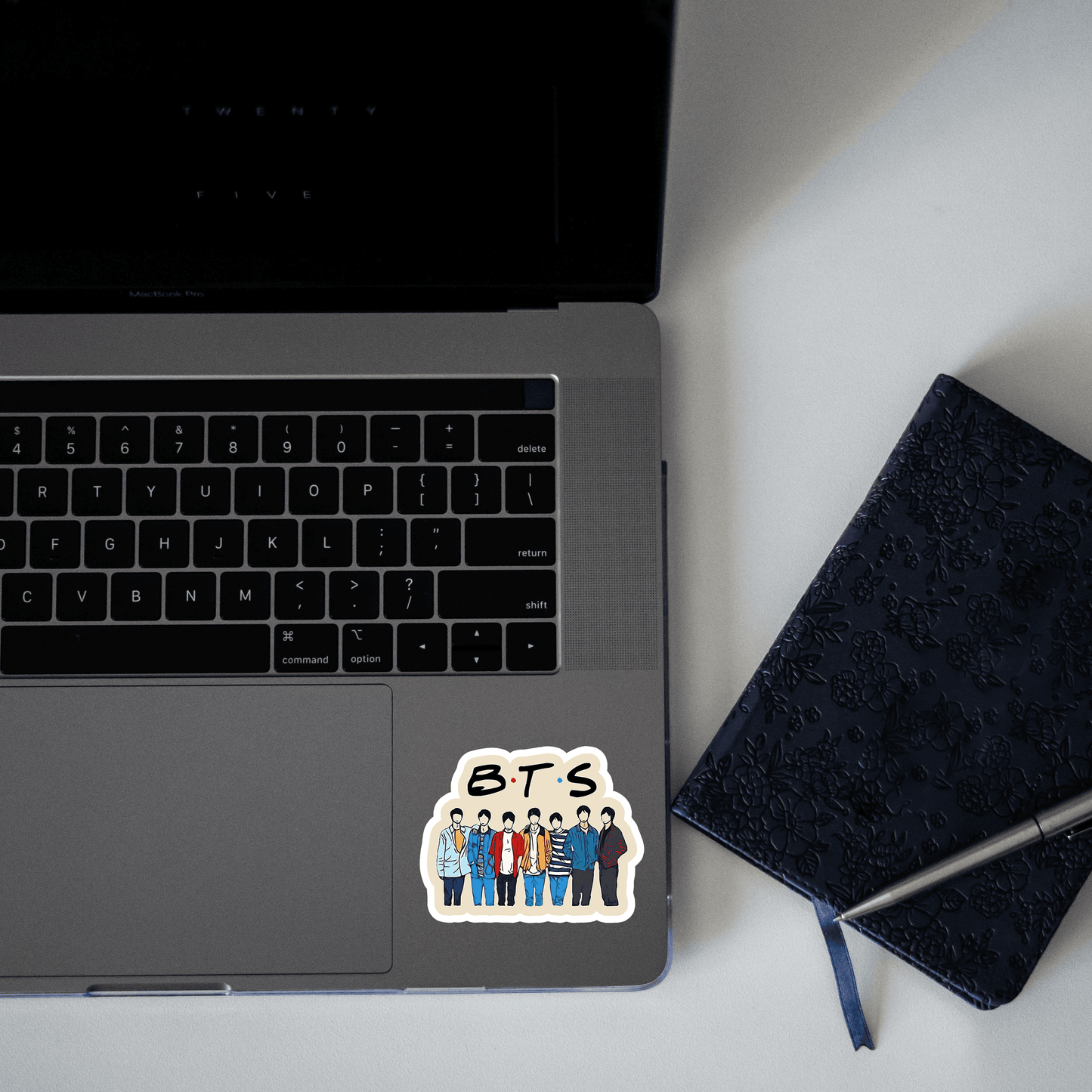 Korean star Sticker - sticckiz.com