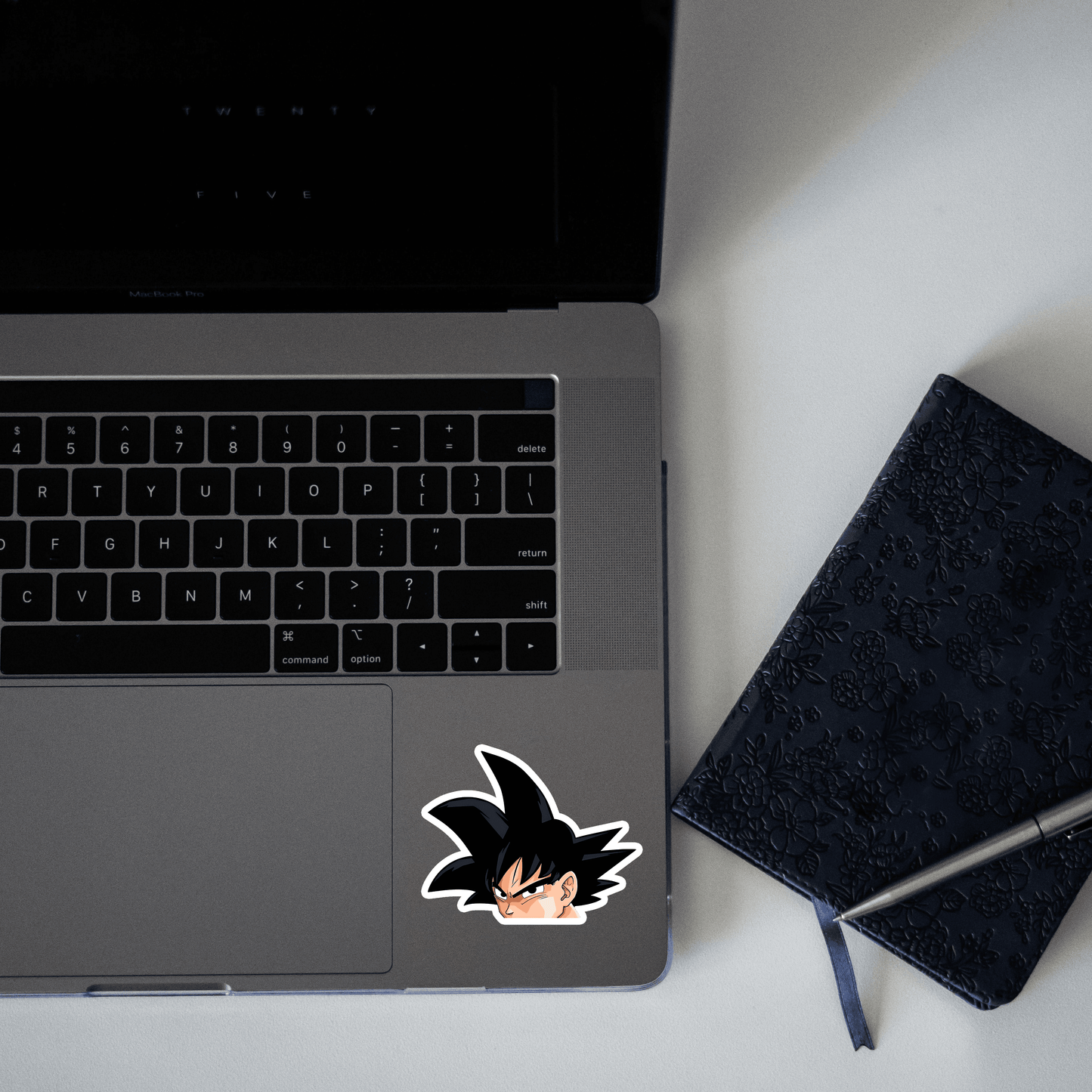 Son Goku Sticker V6 - sticckiz.com