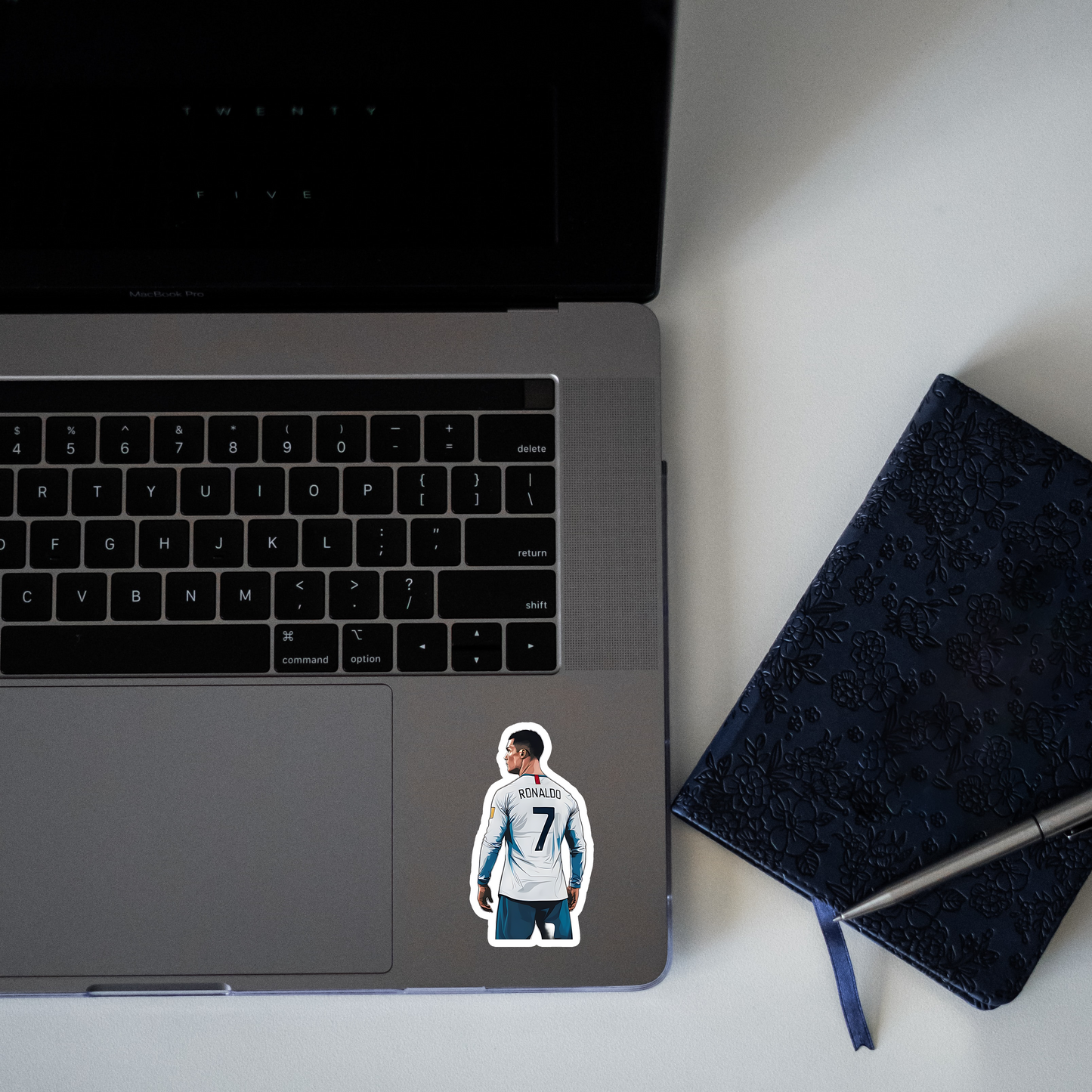 Ronaldo 7 v2 Sticker