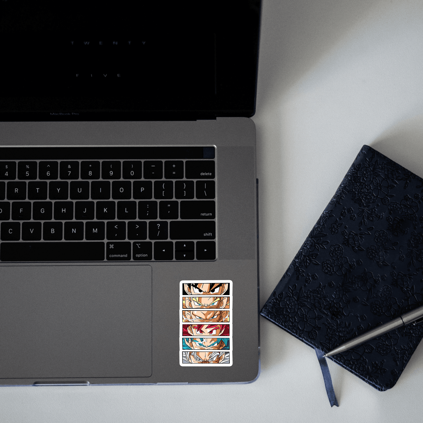 anime eyes Sticker - sticckiz.com