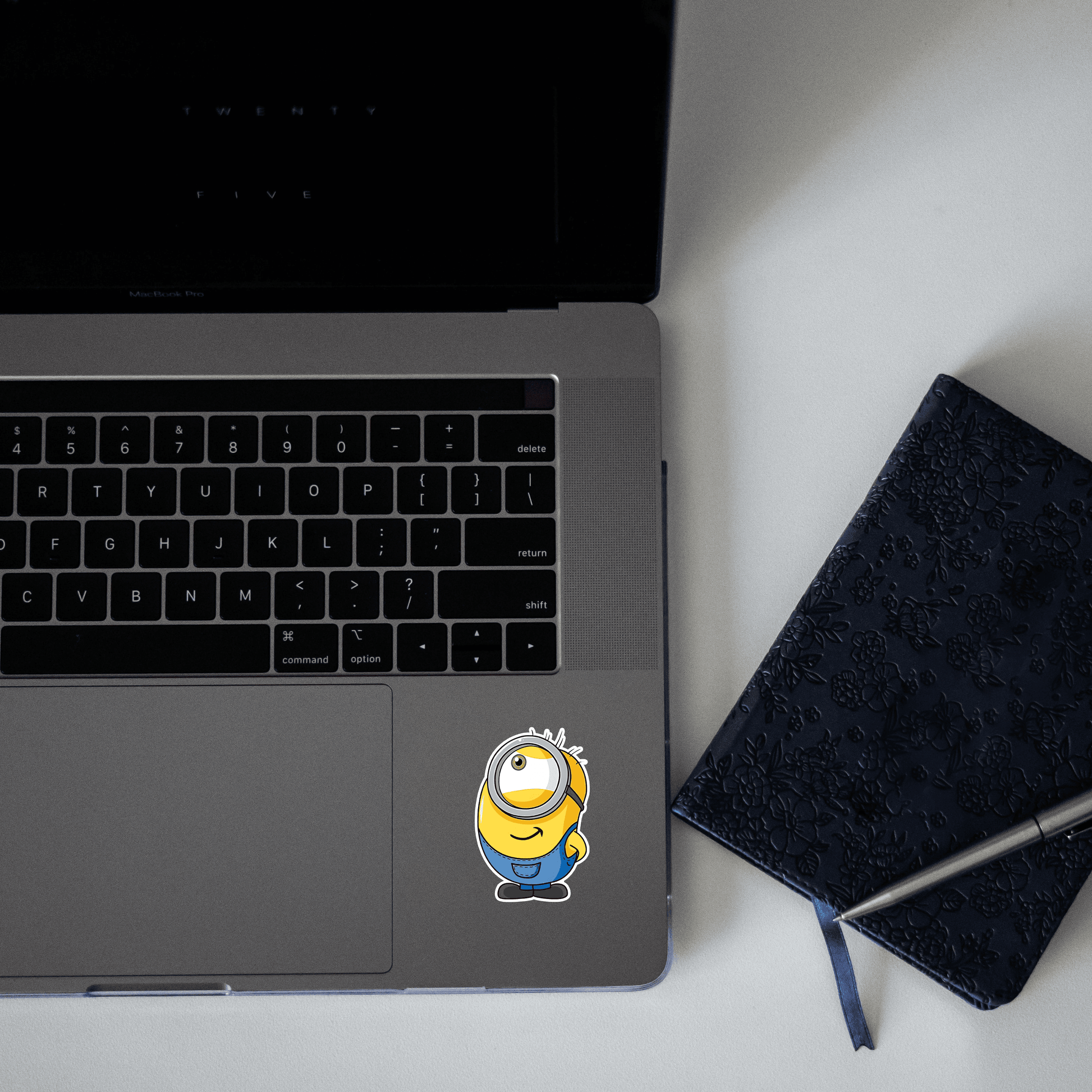 Minion Character Sticker - sticckiz.com