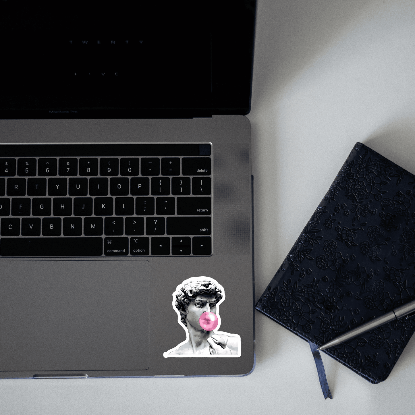 David with bubblegum sticker - sticckiz.com