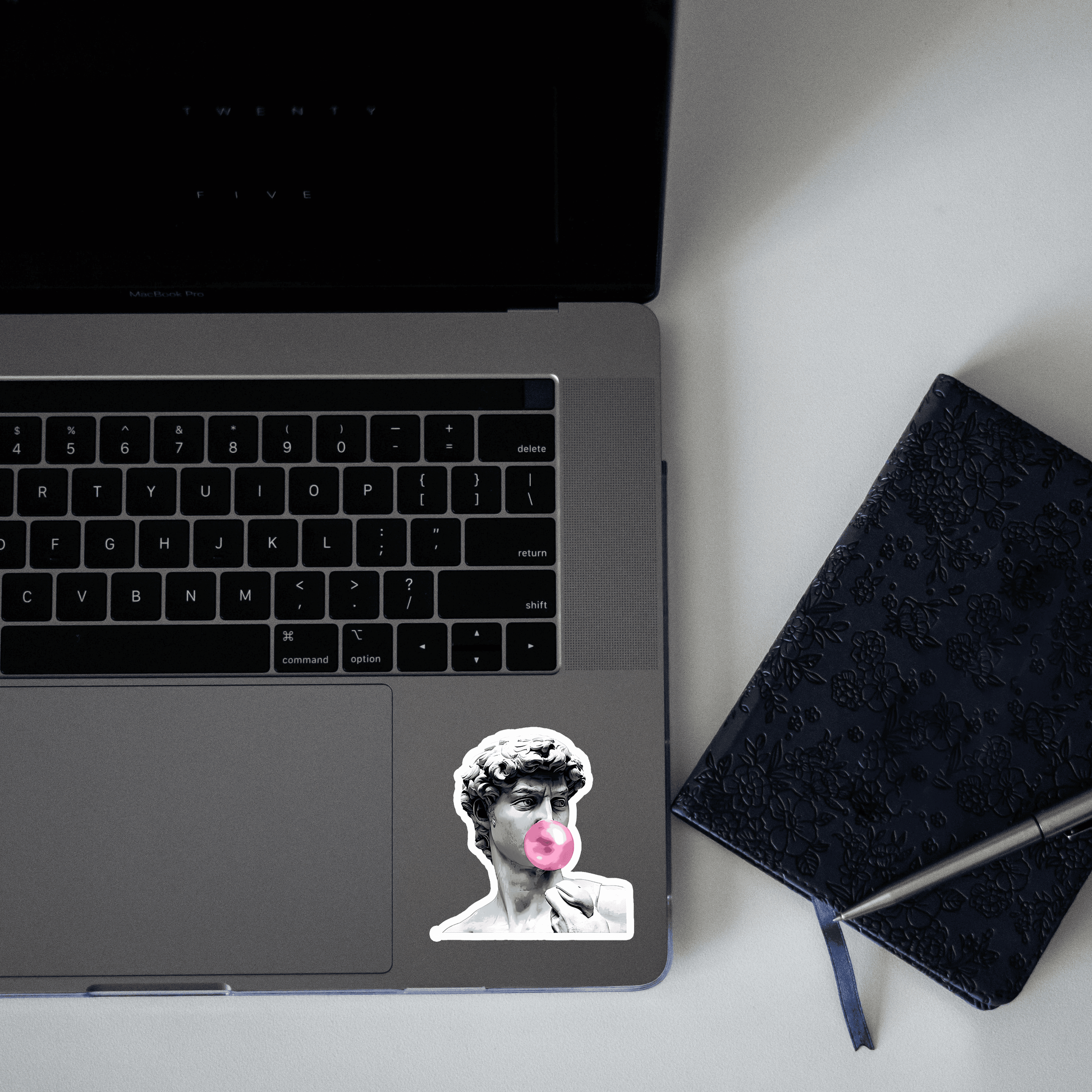 David with bubblegum sticker - sticckiz.com