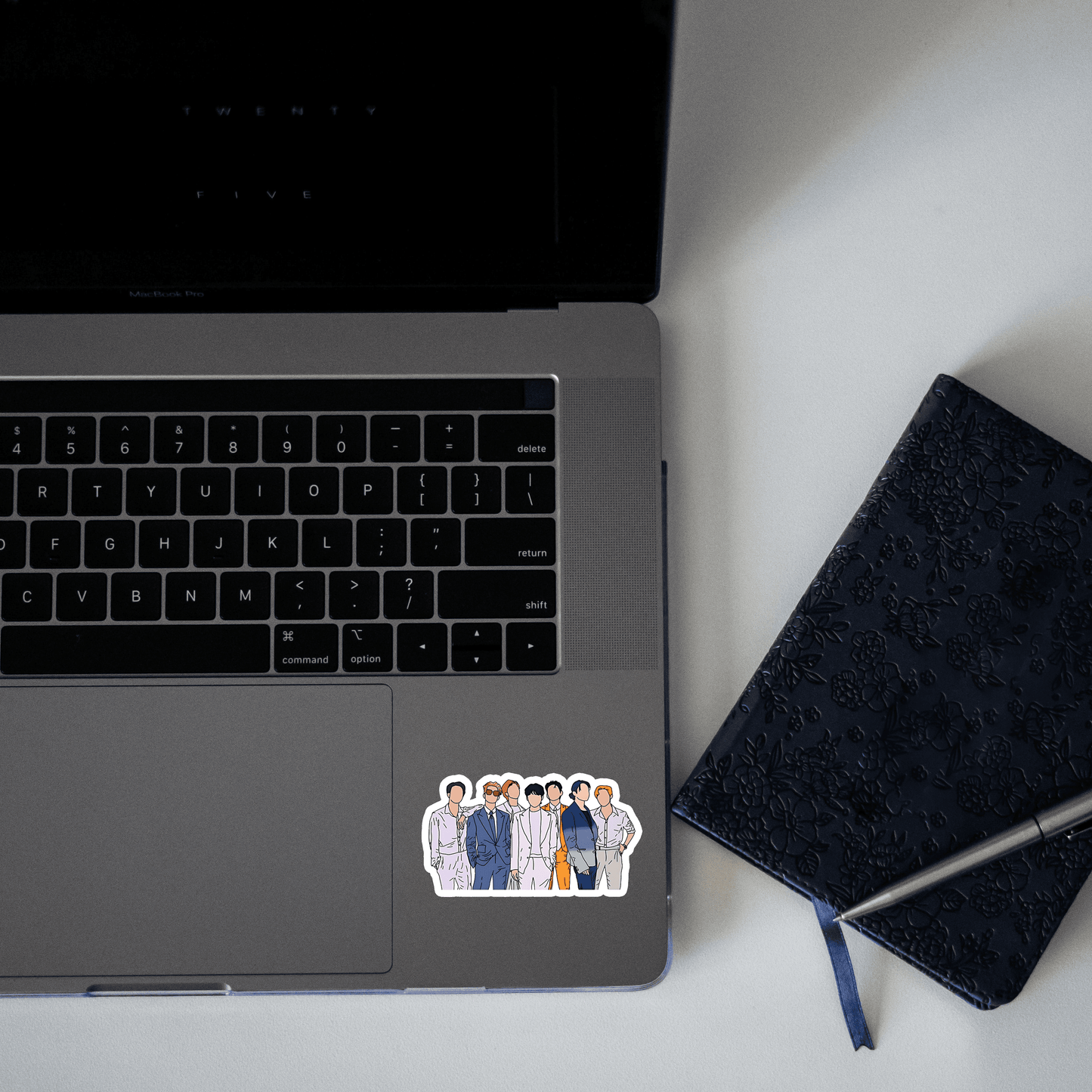 k-pop artist sticker - sticckiz.com