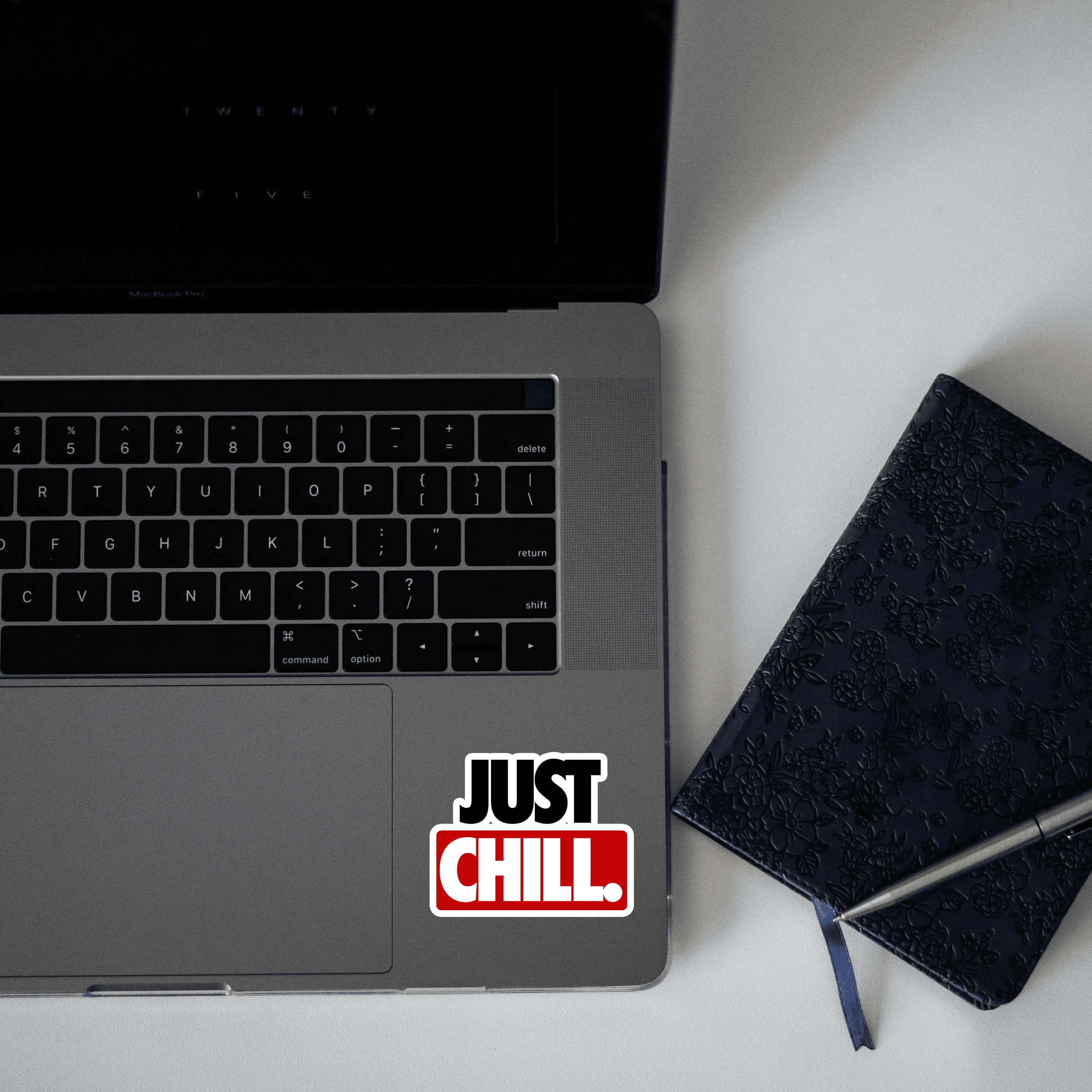Just Chill. Sticker - sticckiz.com