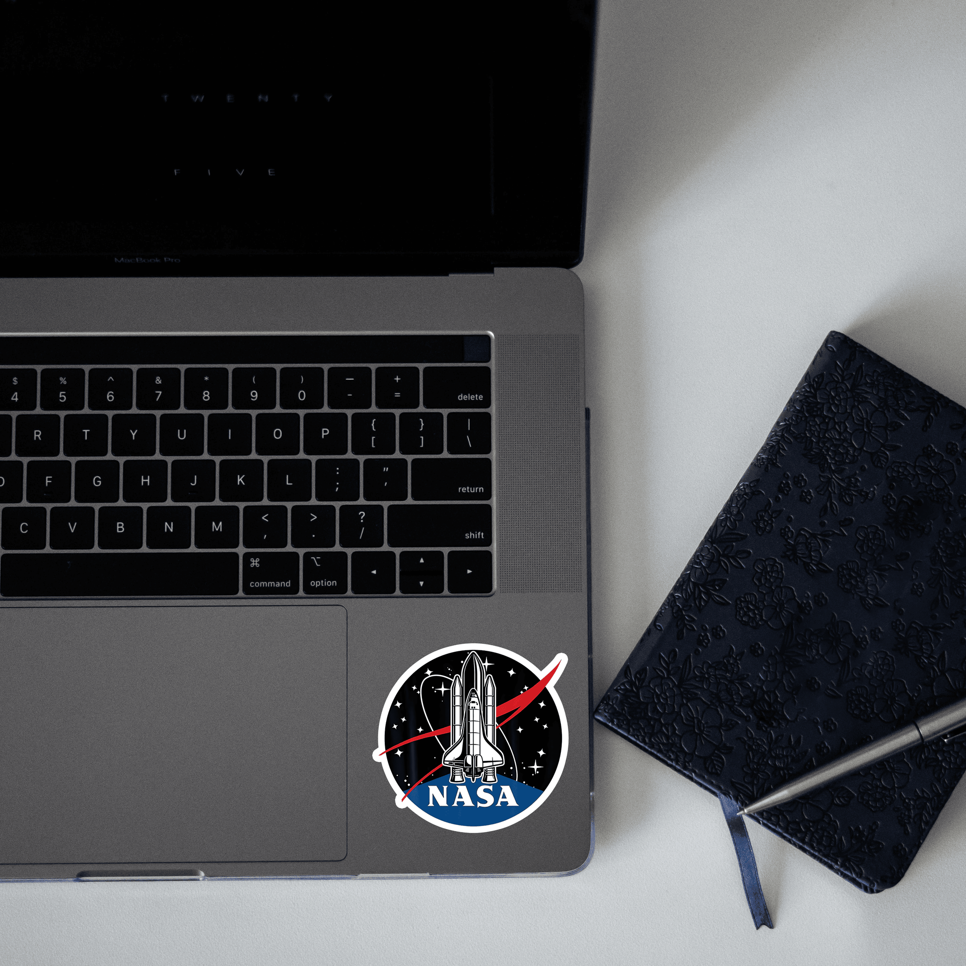 Nasa space Shuttle sticker - sticckiz.com