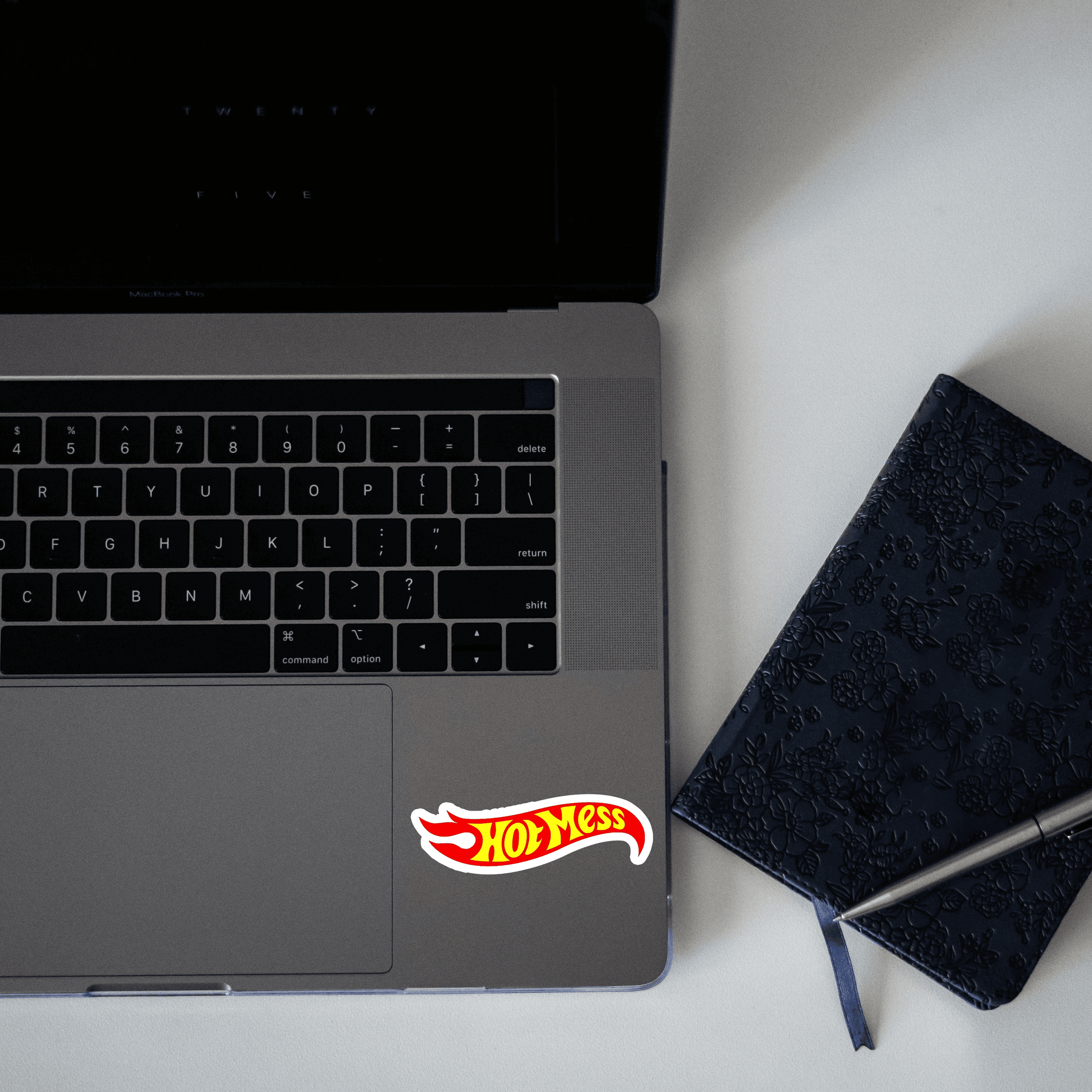 hotmess sticker - sticckiz.com