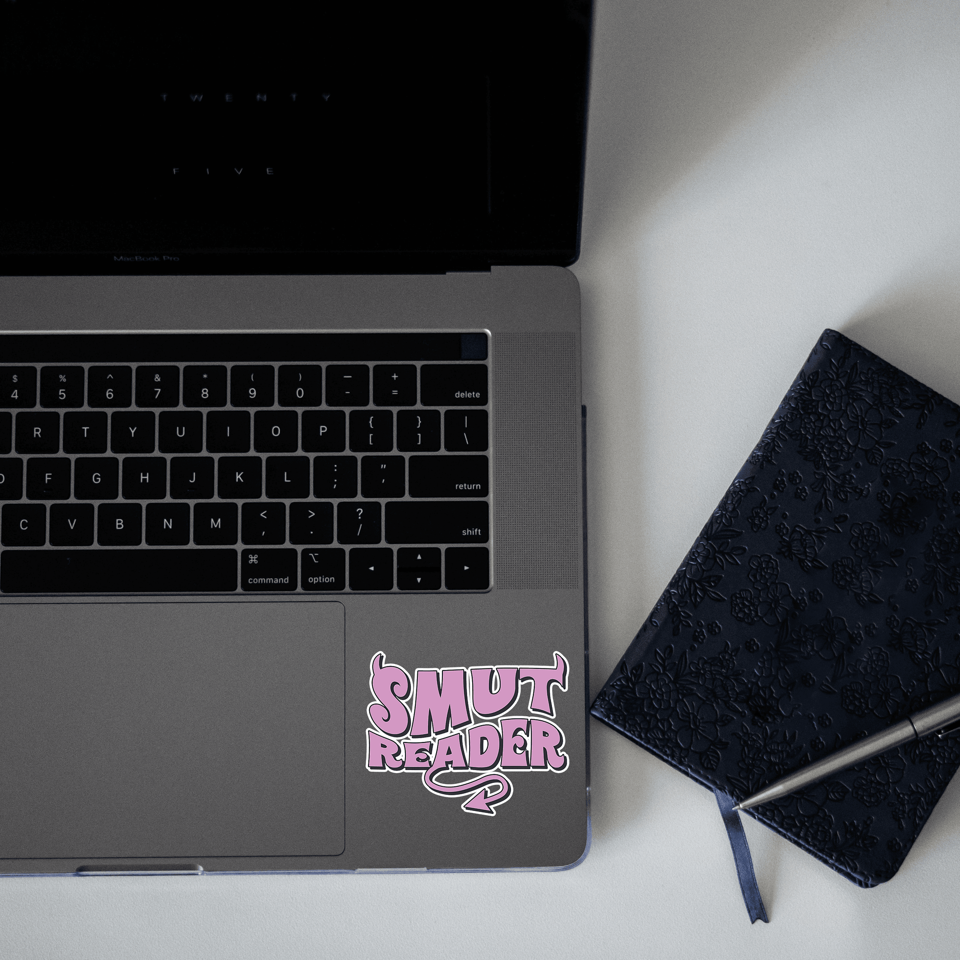 Smut Reader Sticker - sticckiz.com